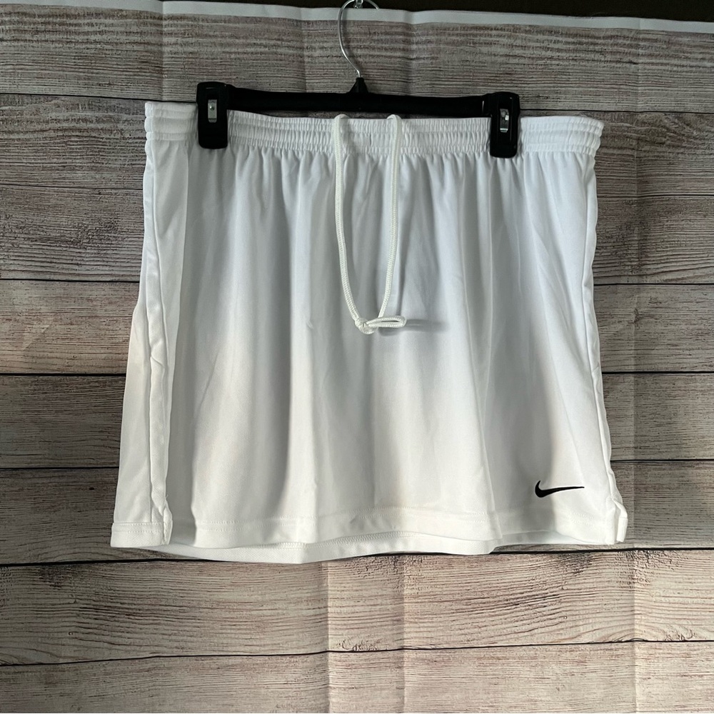 White Nike Dri-Fit Lacrosse Skirt with Drawstring Waist, Size XXL, New with Tags